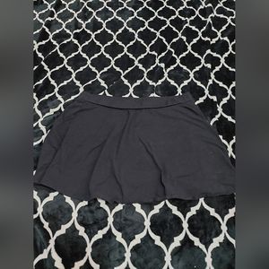 TOTAL GIRL PLUS black skort‎ size 20.5